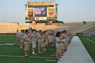 Image: The 2011 FCA Victory Bowl Band performs during Halftime.