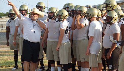 Image: Head Coach, Craig Bales, points the Gladiators towards glory.