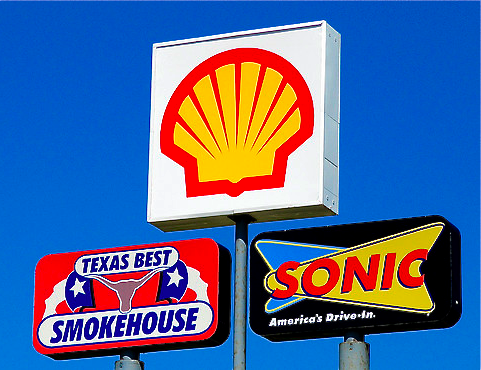 Image: Cruise in at Texas Best Smokehouse of Italy on Sunday, September 25, starting at 2:00 p.m. and experience the Midlothian Classic Wheels car show in the parking lot.