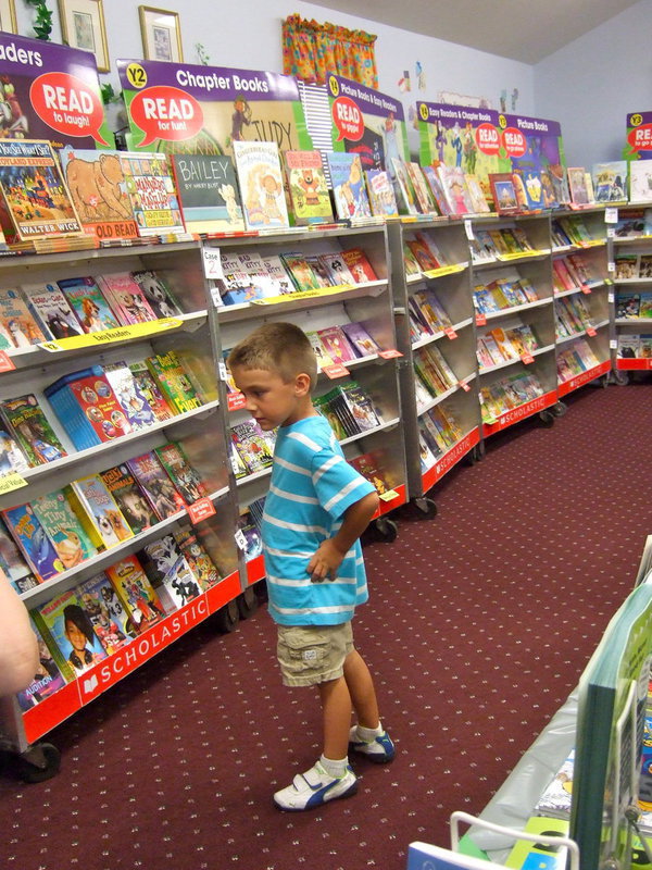 Image: So many books which one do I choose?