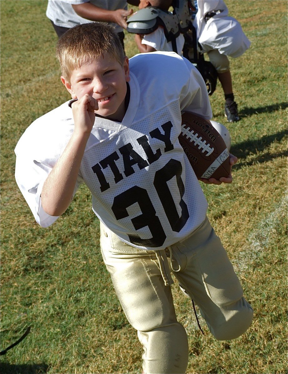 Image: Offensive lineman Isaac Gray had his first career carries out of the backfield for the K-2nd Gladiators on Saturday and now he’s a celebrity.