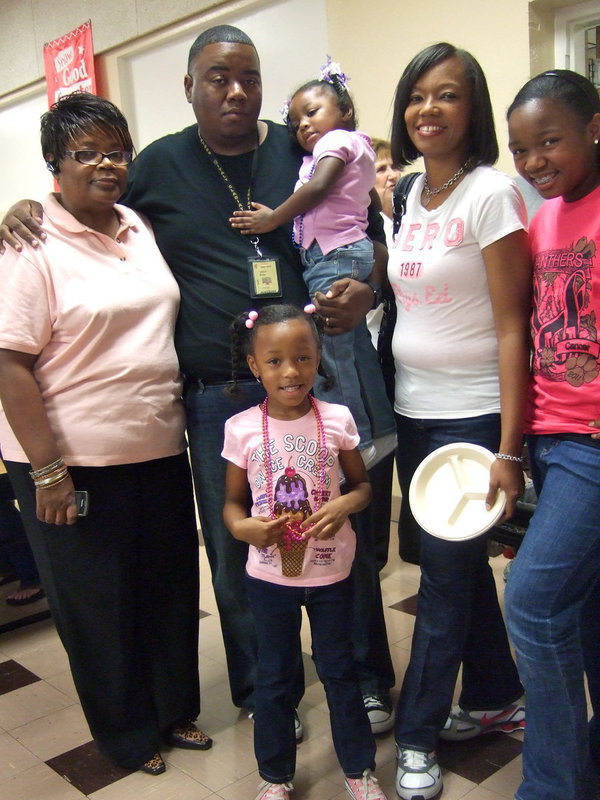 Image: Jason Miller (Stafford Elementary principal) and his family was there ready to eat the BBQ and support the scholarship. Mr. Miller’s mother, Flora Jackson Miller, graduated from Italy High School in 1968.