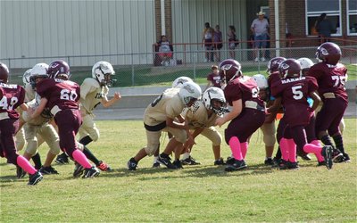 Image: The IYAA B-Team has put together three-straight wins in large part to a fast improving offensive line. 