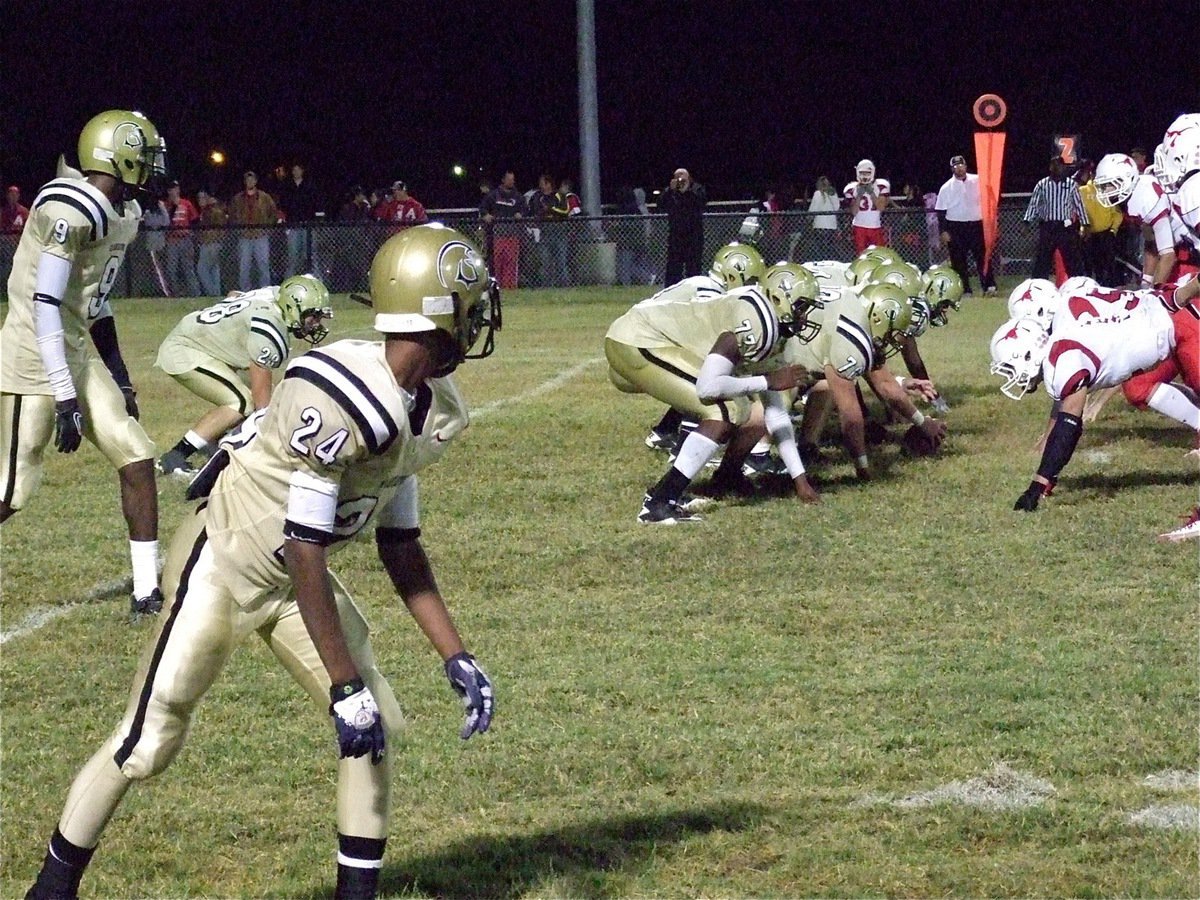 Image: Eric Carson(24), Devonta Simmons(9), Kyle Jackson(28), Larry Mayberry, Jr.(77) and Isaac Medrano(70) are ready to take on the Longhorns along with their teammates.