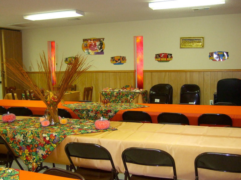Image: Beautiful table settings for a wonderful lunch.