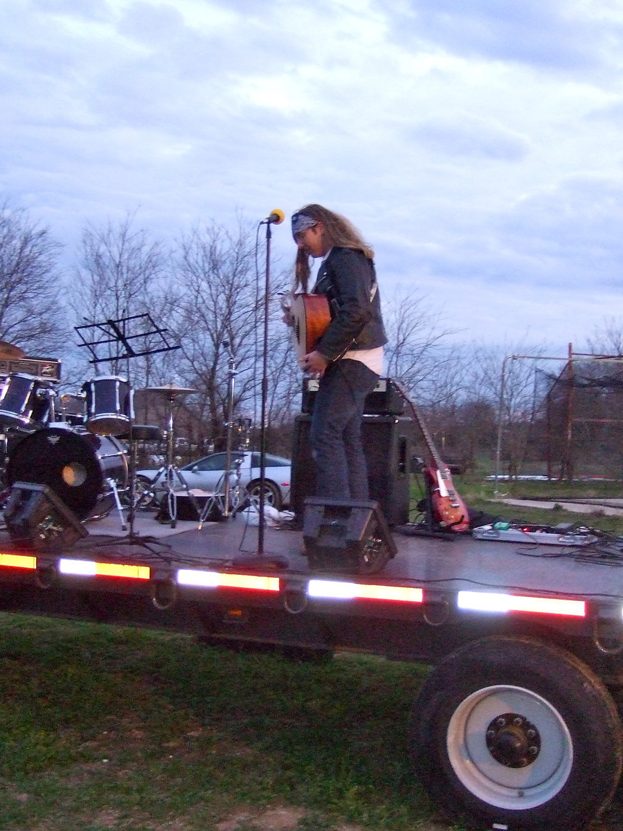 Image: Jack Jaynes gets set up.