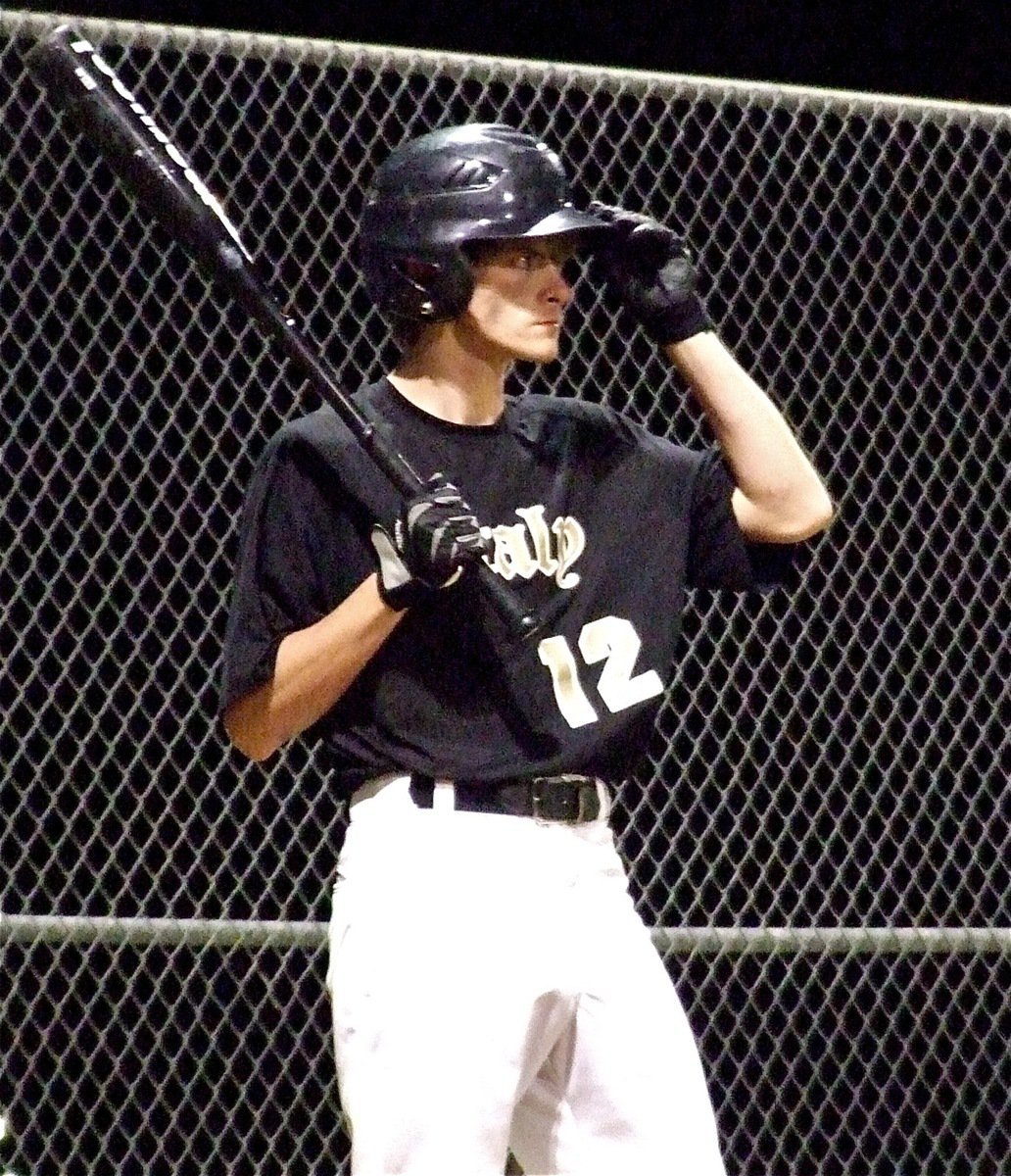 Image: Italy sophomore Justin Wood(12) battles at the plate and earns a walk.