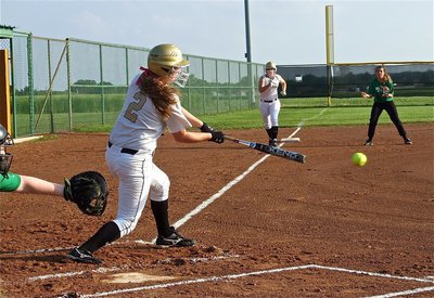 Image: Italy Freshman, Madison Washington(2) lines one past Rio Vista’s pitcher.