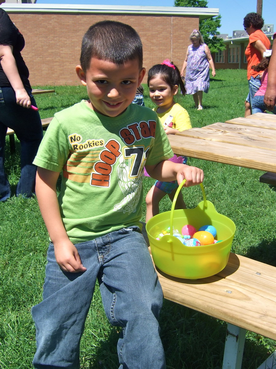 Image: Think he has posed for a picture before?