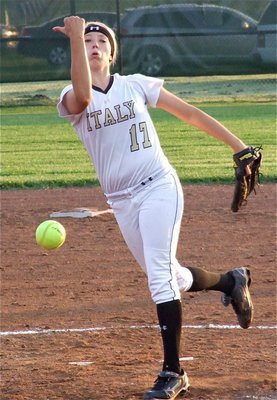 Image: Megan Richards(17) returns to the mound in the top of the fifth-inning.