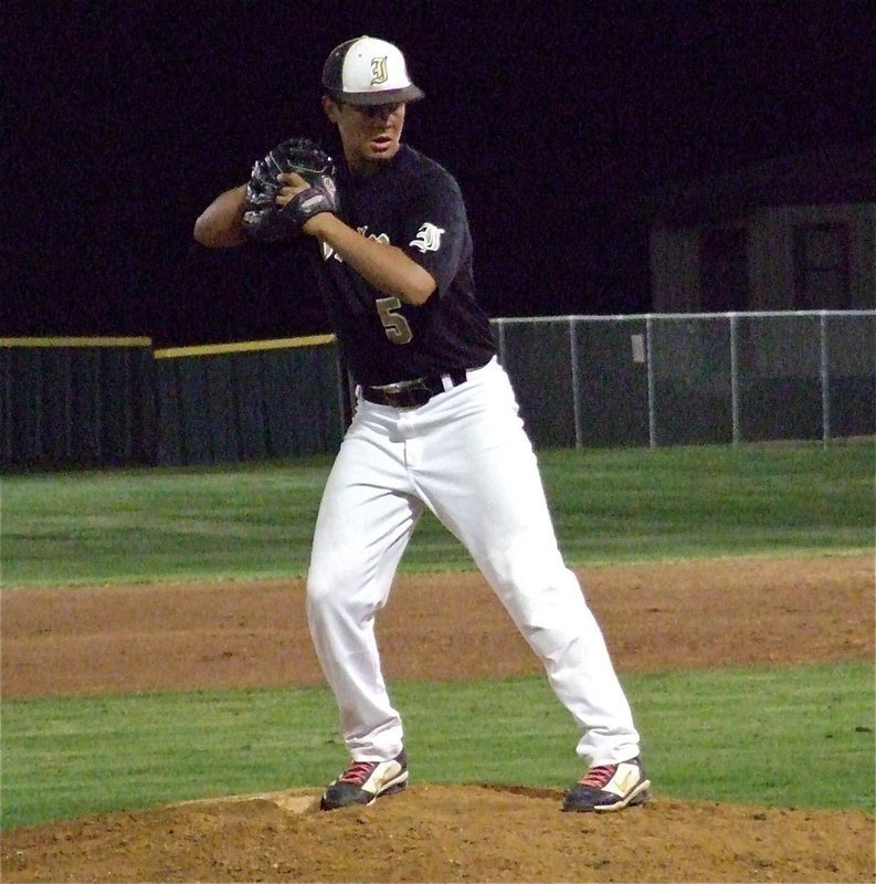Image: Reid Jacinto(5), steps to the mound for the Gladiators.