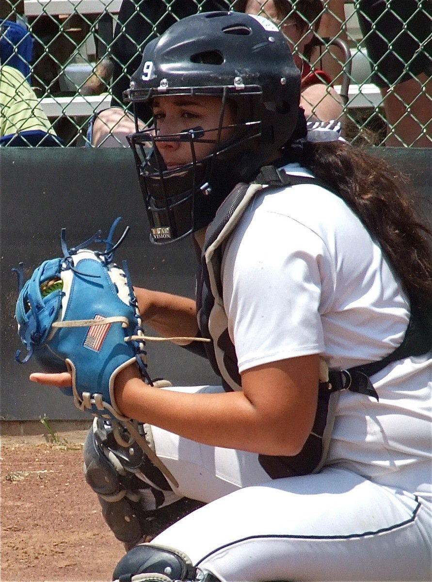 Image: Alyssa Richards(9) keeps Mildred’s runners honest to help secure the Italy win for the area championship.