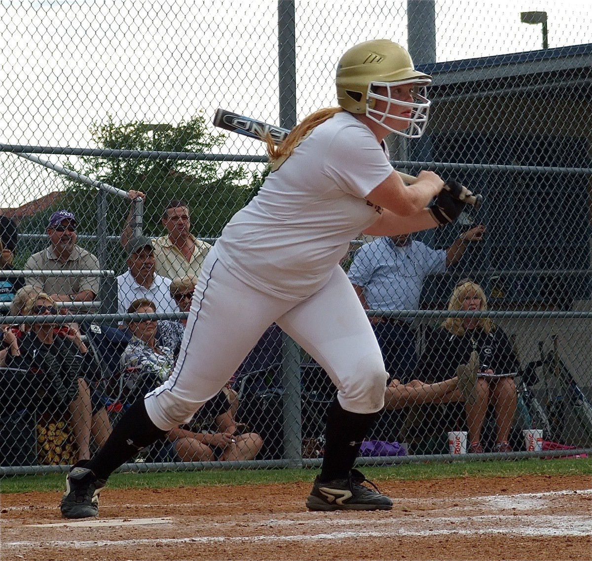 Image: Italy’s, Katie Byers(13), puts the ball into play against Crawford.