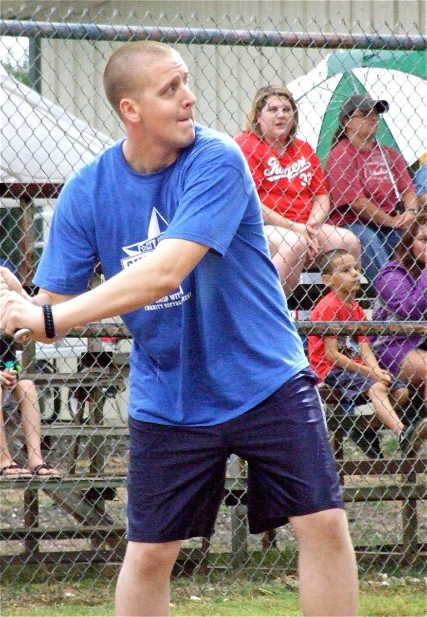 Image: Officer Michael Richardson helps his team rally.