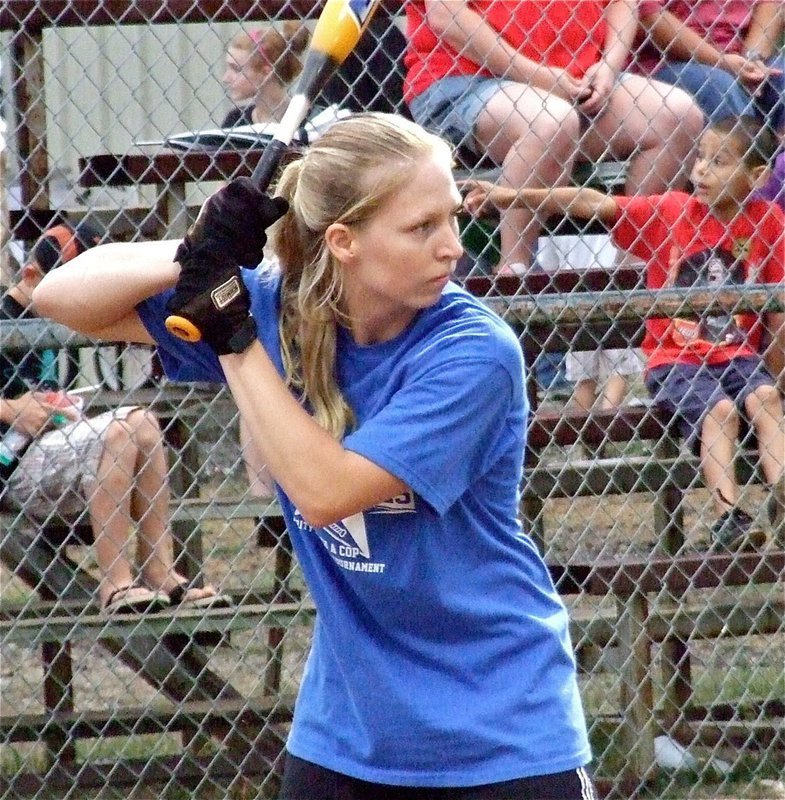 Image: Shelbee Landon lives up to the hype and delivers for the Italy Police Department.