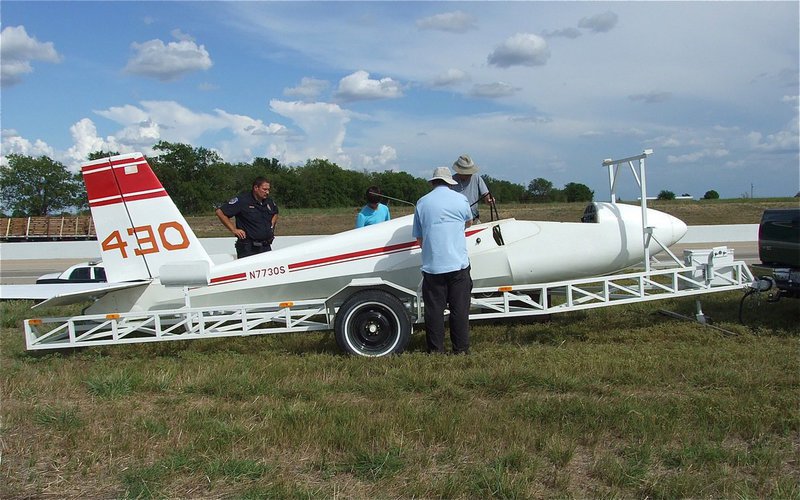 Image: Bracing the glider for travel.