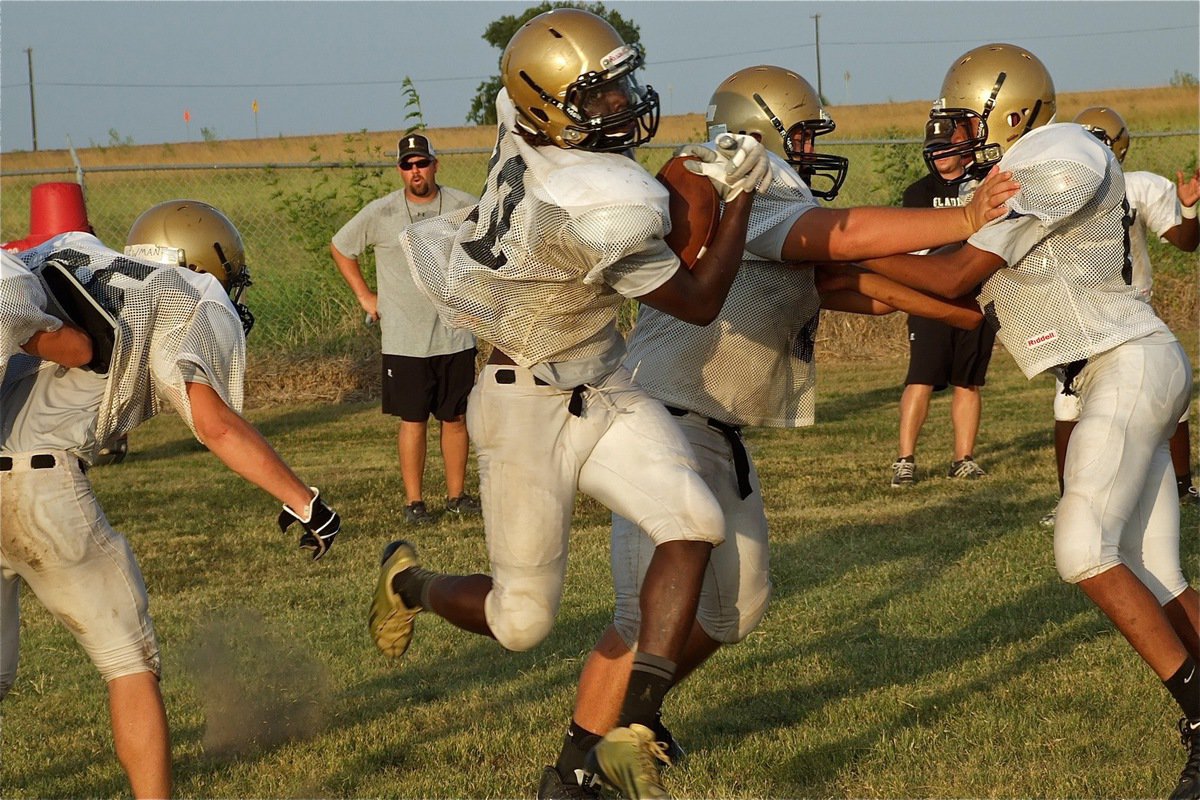 Image: Ryheem Walker(10) shows the flash that made him a 2A Co-District MVP back last season.