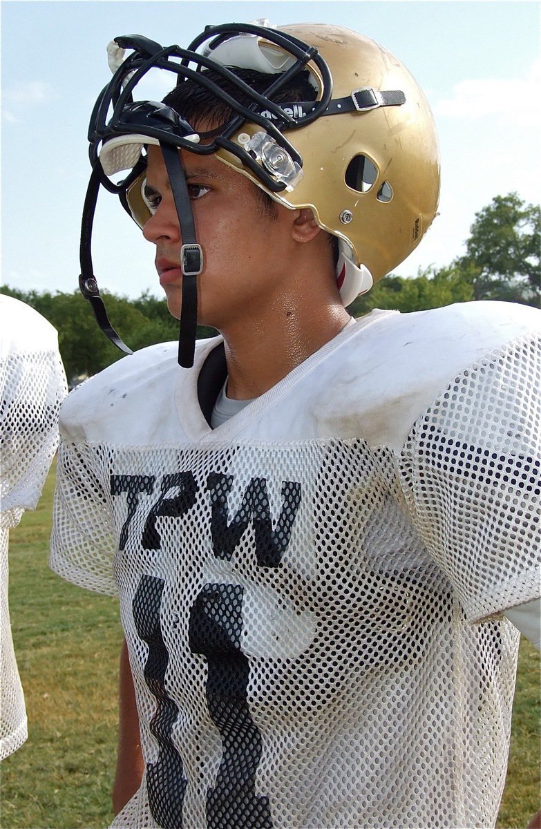 Image: Gladiator senior receiver and linebacker Reid Jacinto(11).