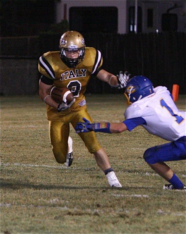 Image: Chase Hamilton(2) is a major weapon for Italy’s kick return game.