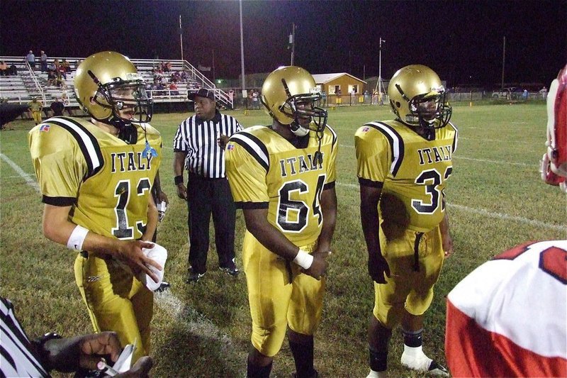 Image: Italy’s JV Captains are Ryan Connor(13), Justin Robbins(64) and Billy Moore(32).