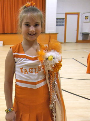 Image: She is sporting the Eagle corsage.