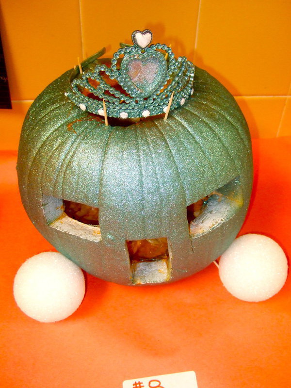Image: Look at this fancy jack-o’-lantern.