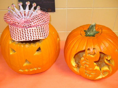 Image: Look at these creative jack-o’-lanterns.