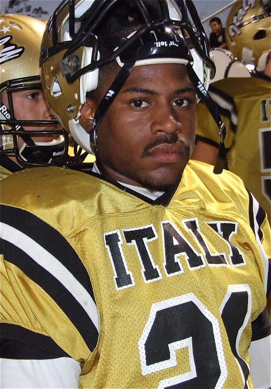 Image: Senior Jalarnce Jamal Lewis(21) has his game face on before he and his Gladiator teammates take on the Gateway Gators.