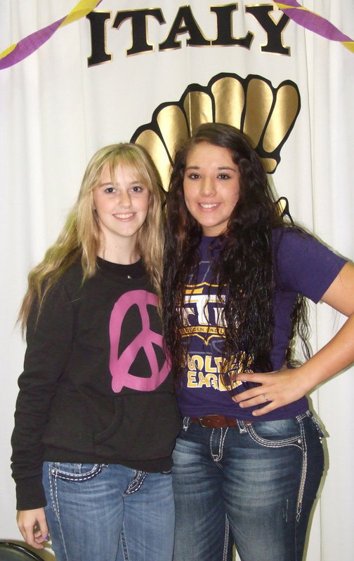 Image: Lady Gladiator teammate Kelsey Nelson congratulates Alyssa Richards on her choosing to play softball for the Golden Eagles of Tennessee Tech University.