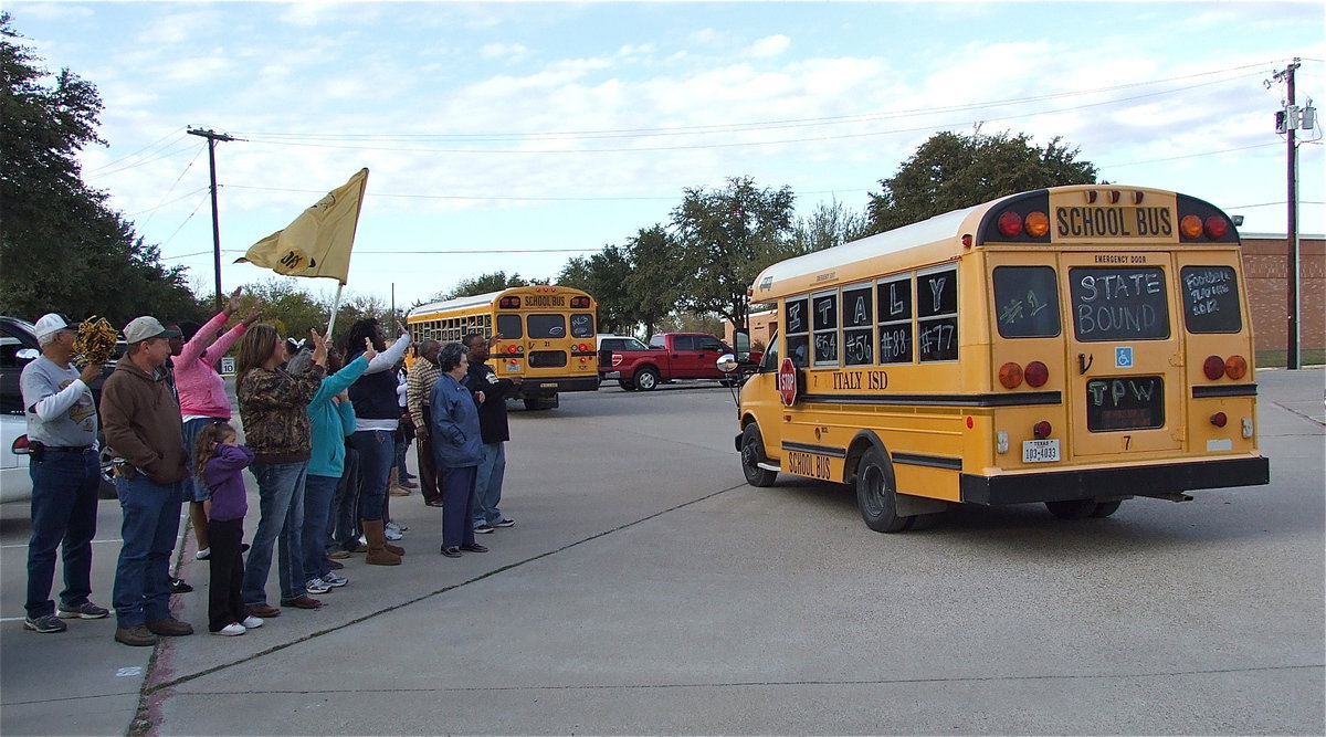 Image: Gladiator fans show their support for the players and coaches as the team heads into their second round playoff battle against Valley View.
