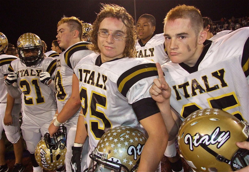 Image: Gladiator Jalarnce Jamal Lewis(21), Zain Byers(50), Shadrach Newman(25), John Hughes(62) and Hayden Woods(65) celebrate their dominating win over Honey Grove.