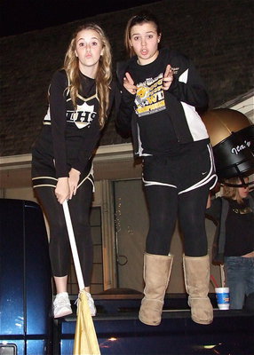 Image: IHS Cheerleader Kelsey Nelson and Gladiator mascot Reagan Adams love their Gladiators!