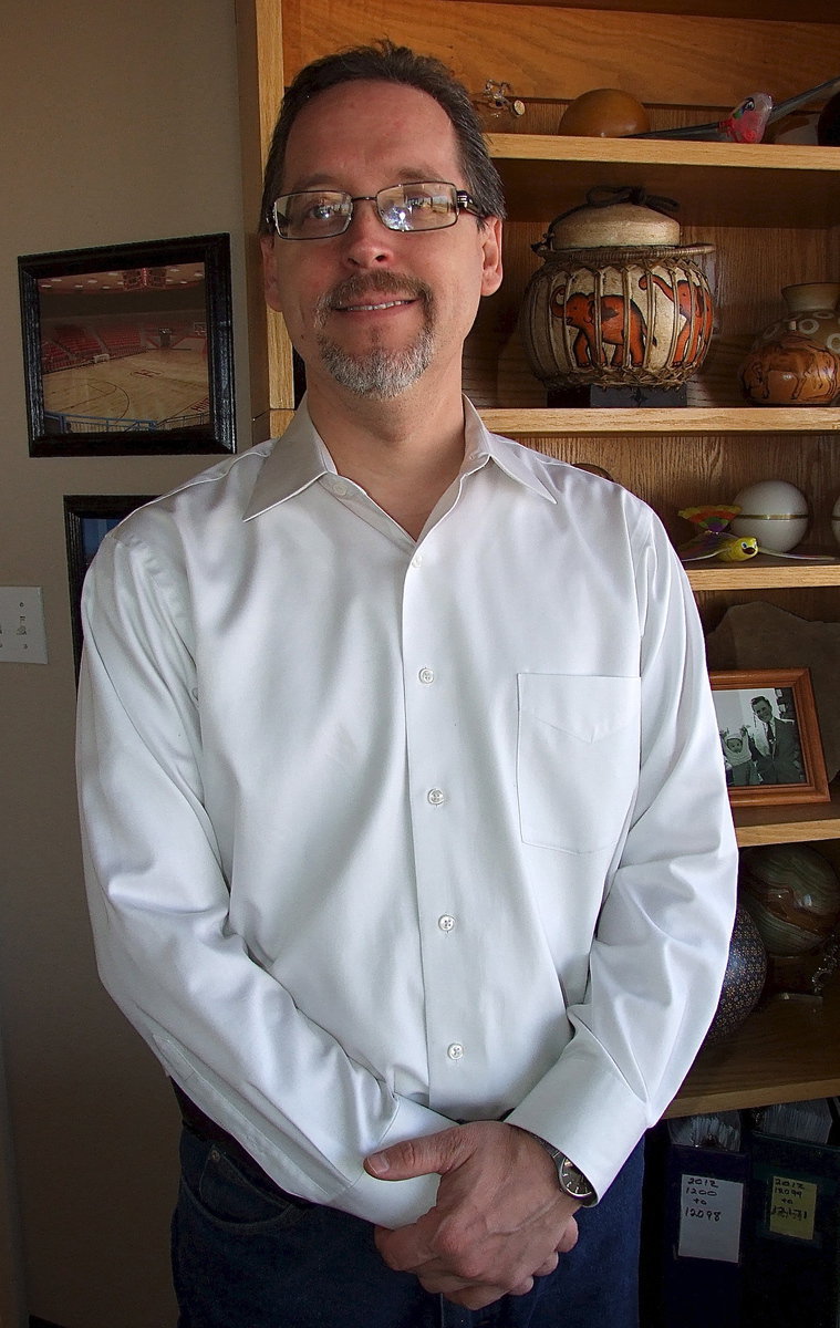 Image: Dr. John Arkusinski and his staff are now accepting appointments at his new Ennis Family Medicine location. Call (469) 256-2525 to make an appointment.