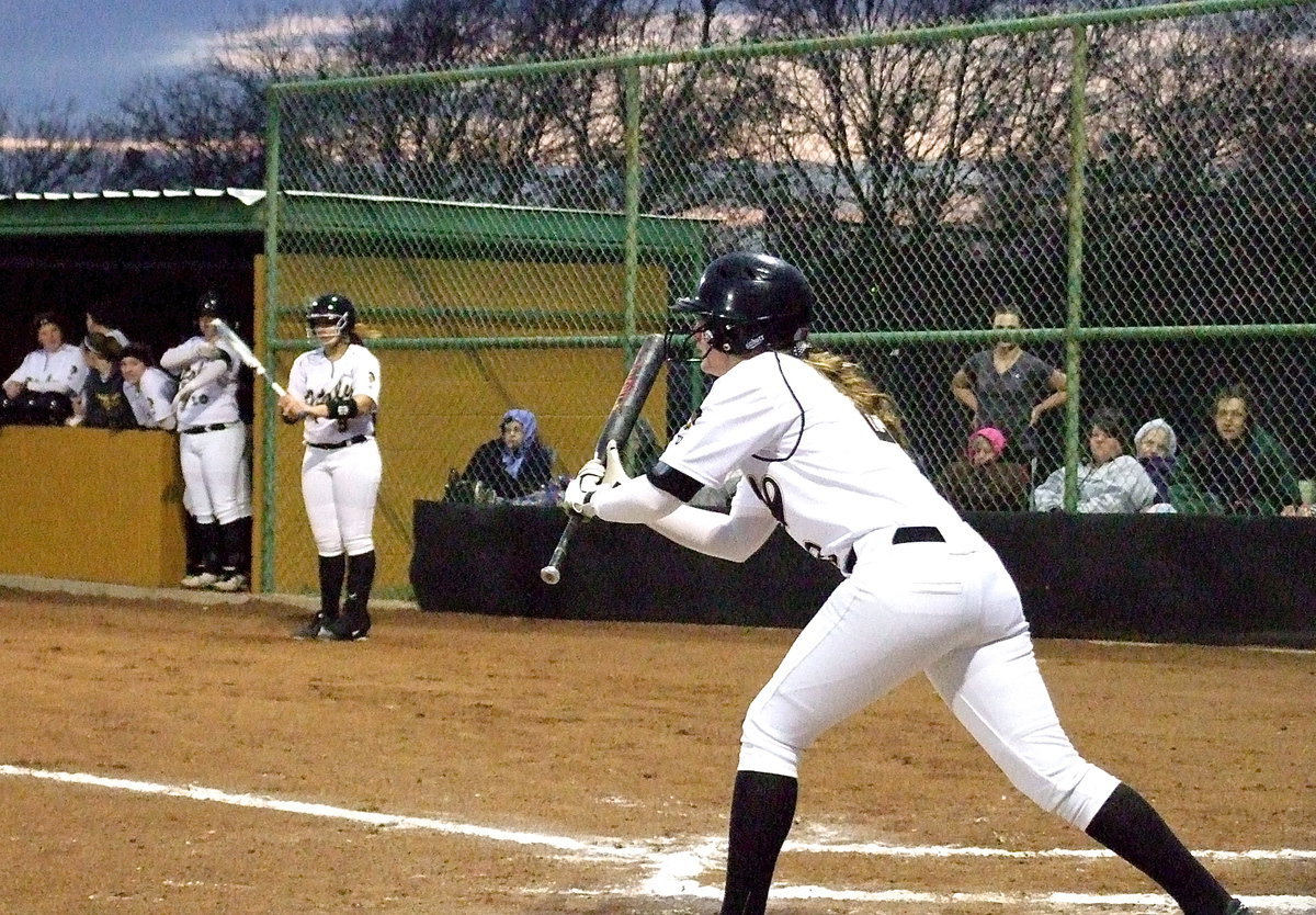 Image: Madison Washington(2) shows bunt to Scurry’s pitcher.