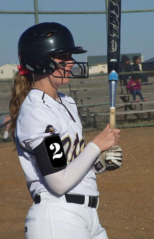 Image: Madison Washington(2) is up to bat for Italy.