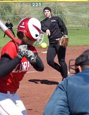 Image: Sophomore pitcher Jaclynn Lewis has a 0 ERA during her first five district games.