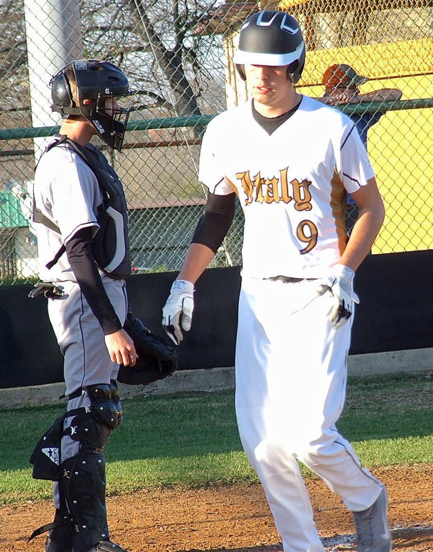 Image: Senior Gladiator Cole Hopkins(9) makes his way home.