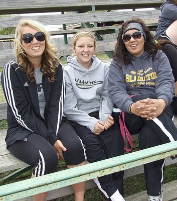 Image: 2012 IHS graduate and collegiate softball pitcher Megan Richards, in for a visit from college, enjoys Italy’s win over Frost with sister, “ChaCha” Richards, who is also a pitcher, and mother, Tina Richards who is a Lady Gladiator softball assistant coach.