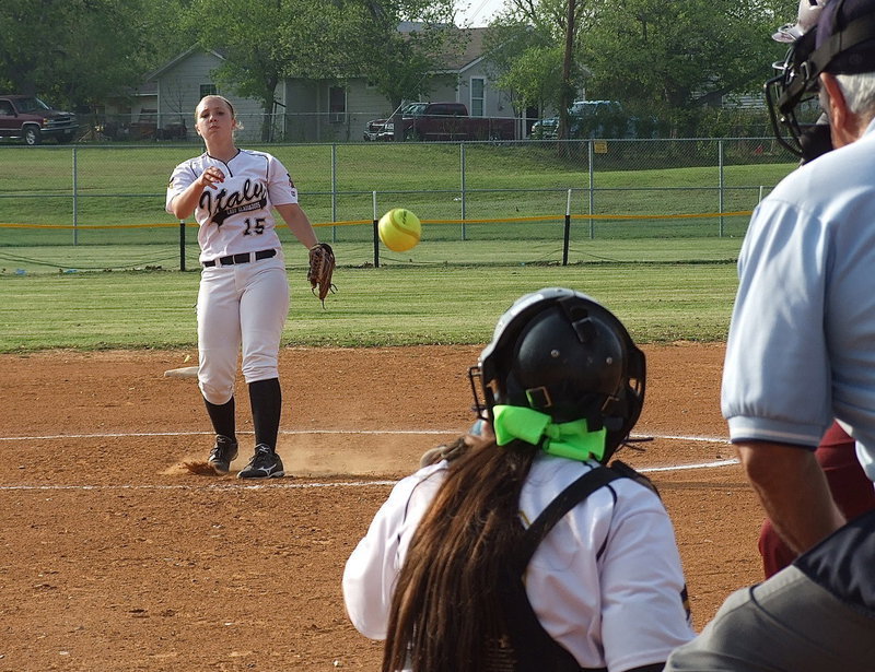 Image: The top pitching/catching combination in the district of, Jaclynn Lewis and Alyssa Richards, lead Italy’s 2013 Lady Gladiators to an undefeated District Championship! The talented twosome and their teammates took care of business in their final district game against Waxahachie Faith Family with a resounding 24-3 victory!!