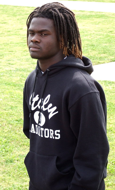 Image: Italy Track star Ryheem Walker (senior) advances to regionals in multiple events.