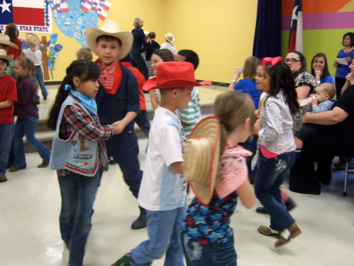 Image: Now promenade!