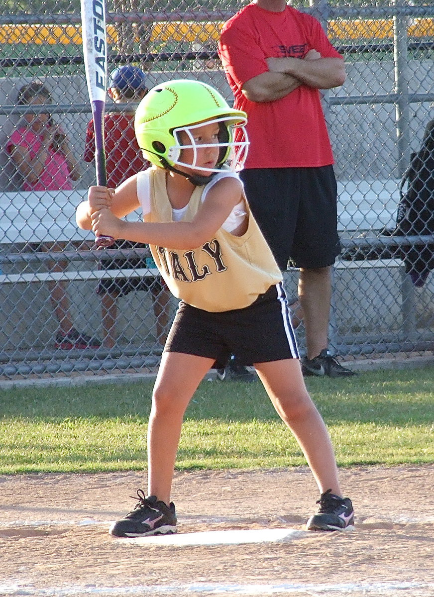 Image: Italy’s Ella Hudson eyes the pitch from Coach Ken Cate.