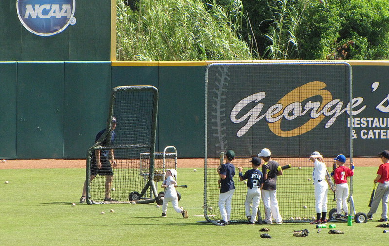 Image: Austin Cate finishes in 3rd place in the batting competition with hit balls reaching the wall counting as homeruns.