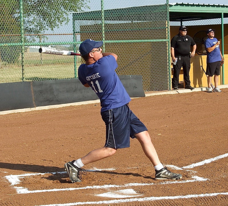 Image: Rodney Guthrie participates in the homerun derby which helped raise $250.00 during the pre-game.