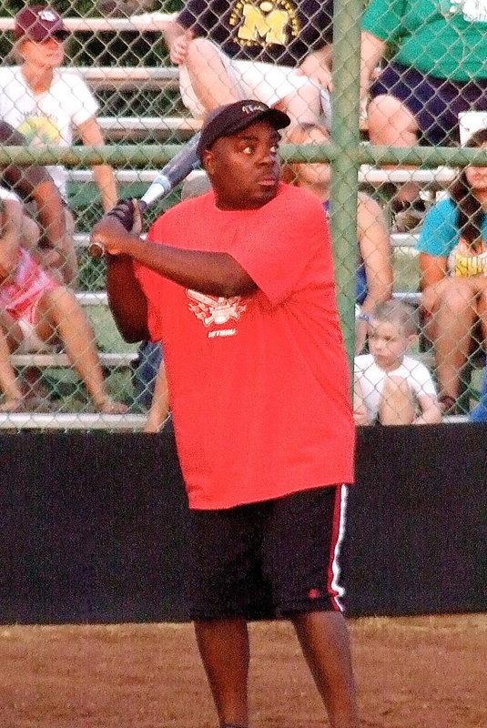 Image: Italy firefighter Lynn Lambert spots the pitch he’s been waiting for.