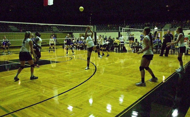 Image: Having won of the best outings of her career, Italy JV Lady Gladiator setter Ashlyn Jacinto(6) was hardly recognizable as she transitioned from shy, sweet Ashlyn to aggressive playmaker.