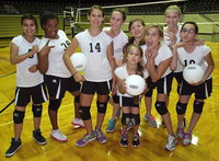 Image: Cheese! The Italy B-squad decides the Eagles’ can wait until after this team photo of Juliette Salazar(6), Jada Jackson(39), Cassidy Gage(14), Jayden Perkins(4), Tatum Adams(21), Hannah Haight(24), Taylor Boyd(9), Madison Galvan(10) and Karley “Kar-Kar” Nelson(8) down in front.