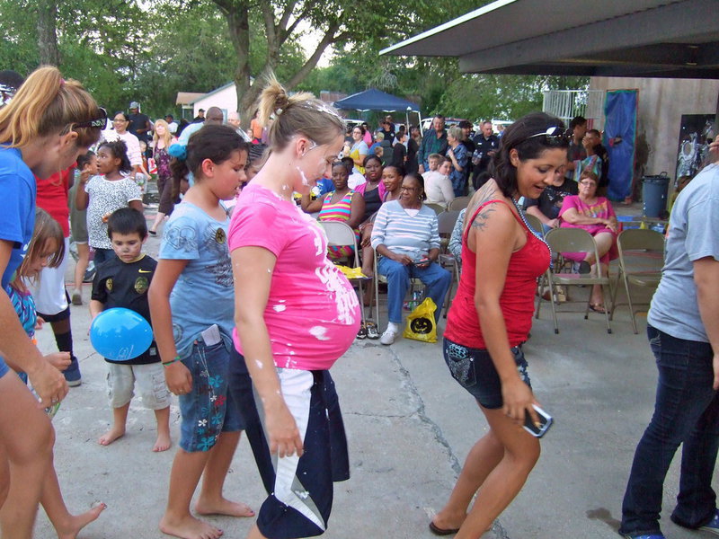 Image: Everyone is have fun dancing to the jumpy beat.