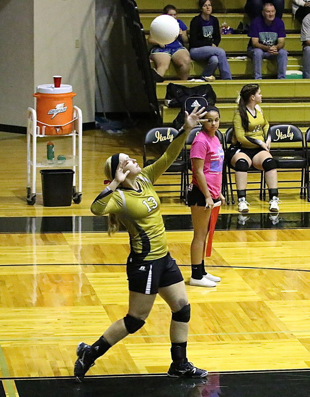 Image: Jaclynn Lewis(13) serves to Kopperl.