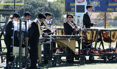 Image: Elliott Worsham, Reagan Adams, Chris Davila, Jacob Brooks, Lorena Rodriguez and Blake Brewer add firepower to the scene.
